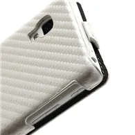Cover Flip a Portafoglio Verticale Carbon Look per LG Optimus L5 II E460 (Bianco)