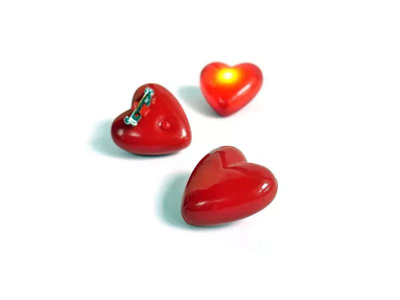 Spilla a Cuore LED (Rosso)