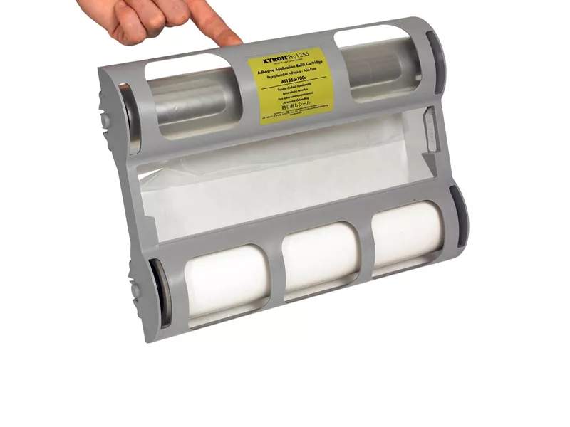 Bobina Film per Plastificatrici Xyron Pro 1255 - 30 m - Adesivizzazione Permanente e Plastificazione - 23653 (Trasparente) Bobina Film per Plastificatrici Xyron Pro 1255 - 30 m - Adesivizzazione Permanente e Plastificazione - 23653 (Trasparente)