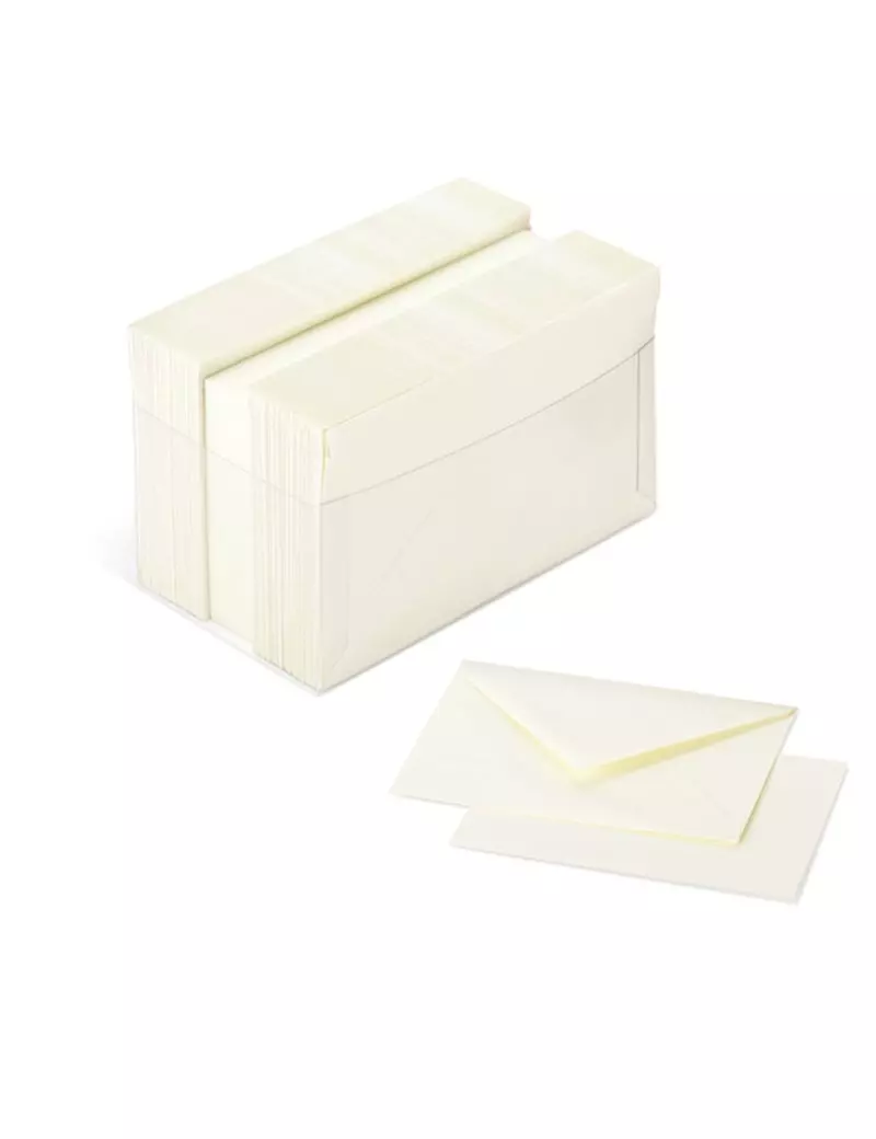 Cartoncini e Buste Favini - 9x14 cm - 200 g - A57Q174 (Avorio Conf. 100) Cartoncini e Buste Favini - 9x14 cm - 200 g - A57Q174 (Avorio Conf. 100)