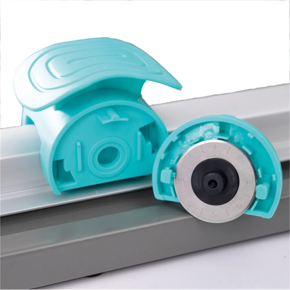 Lama di Ricambio per Taglierina a Lama Rotante 13939 Titanium - W01301302